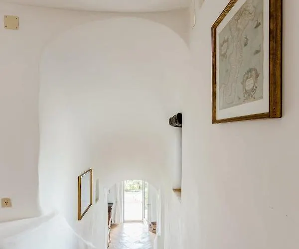 Carmelina - Cersuta Di Villa Maratea